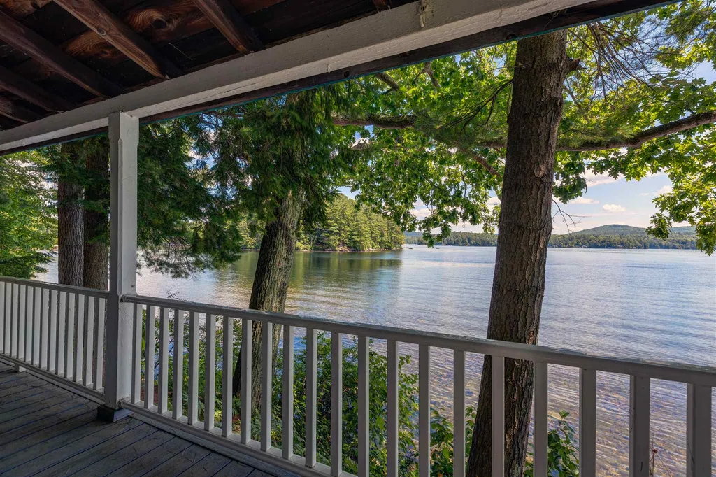 68 Burkehaven Lane Sunapee NH 03782