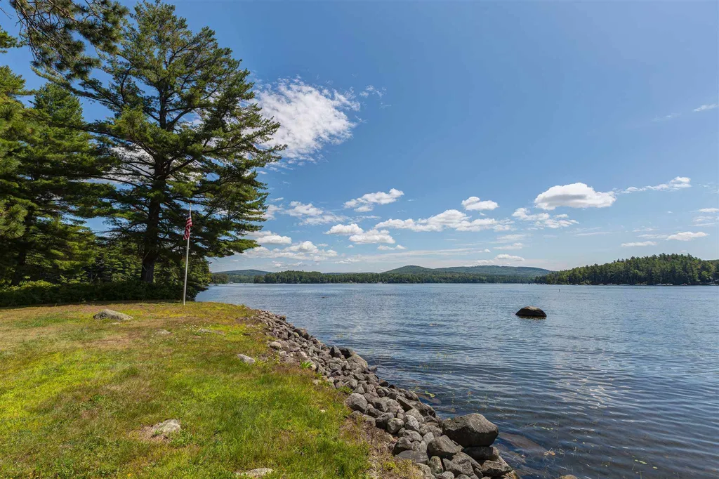 68 Burkehaven Lane Sunapee NH 03782
