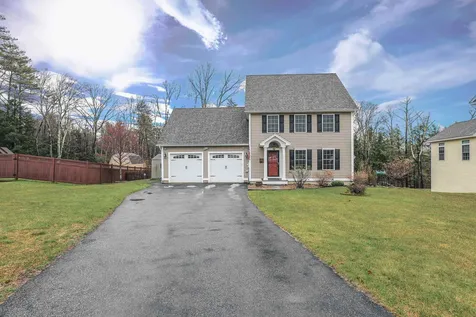 47 Fieldstone Drive Goffstown NH 03045