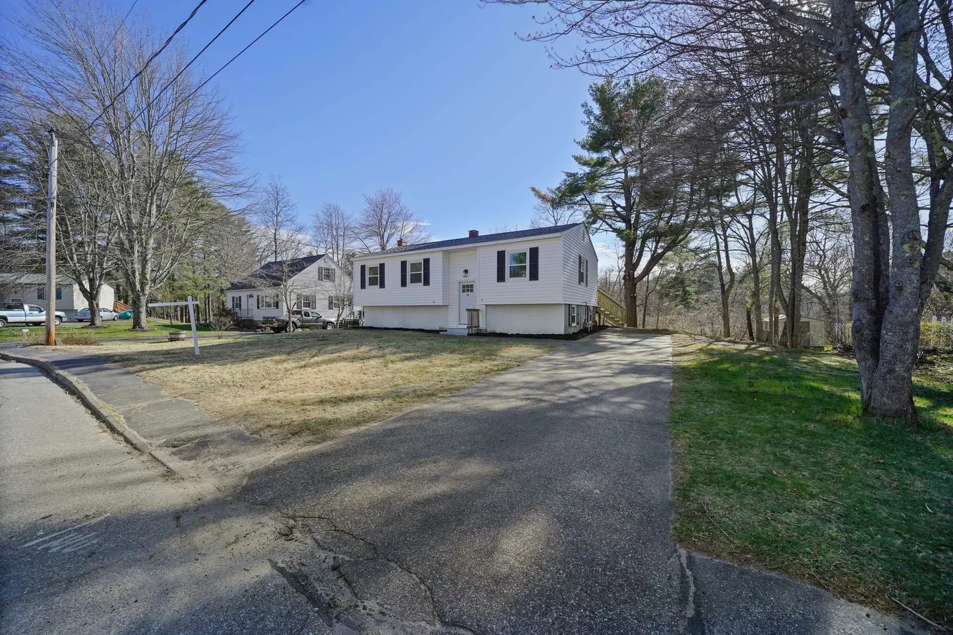 29 Westside Drive Exeter NH 03833
