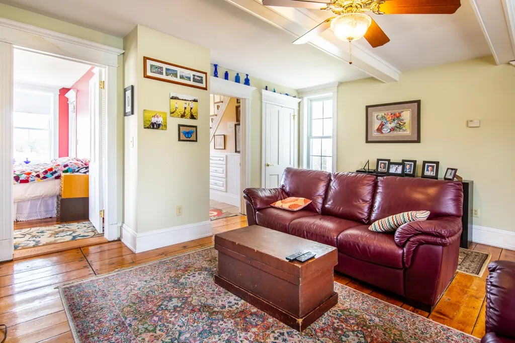 567 Bullock Road Georgia VT 05468