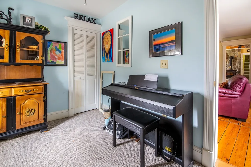 567 Bullock Road Georgia VT 05468