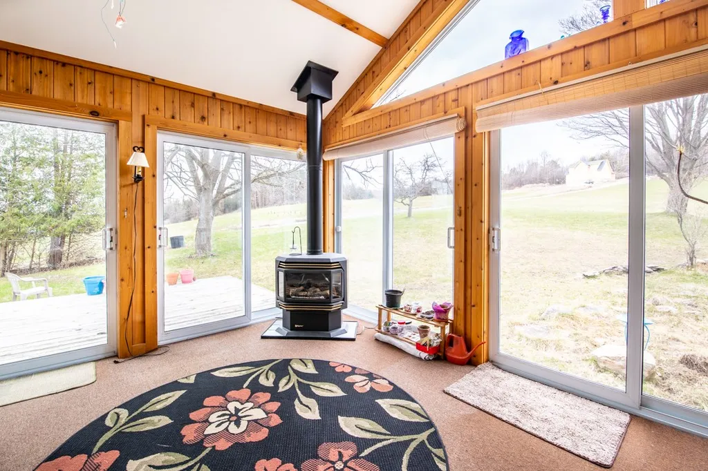 567 Bullock Road Georgia VT 05468