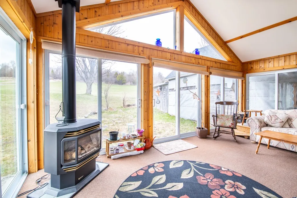 567 Bullock Road Georgia VT 05468