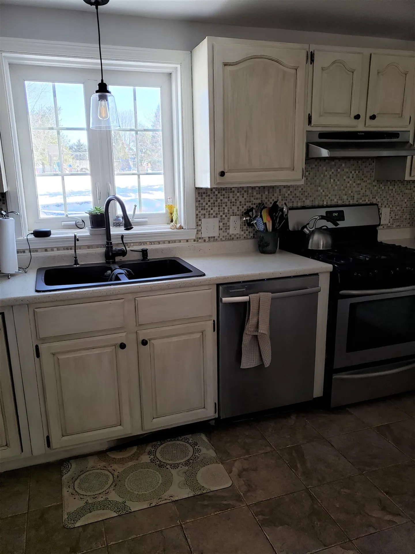 18 Holmgren Road Stratham NH 03885