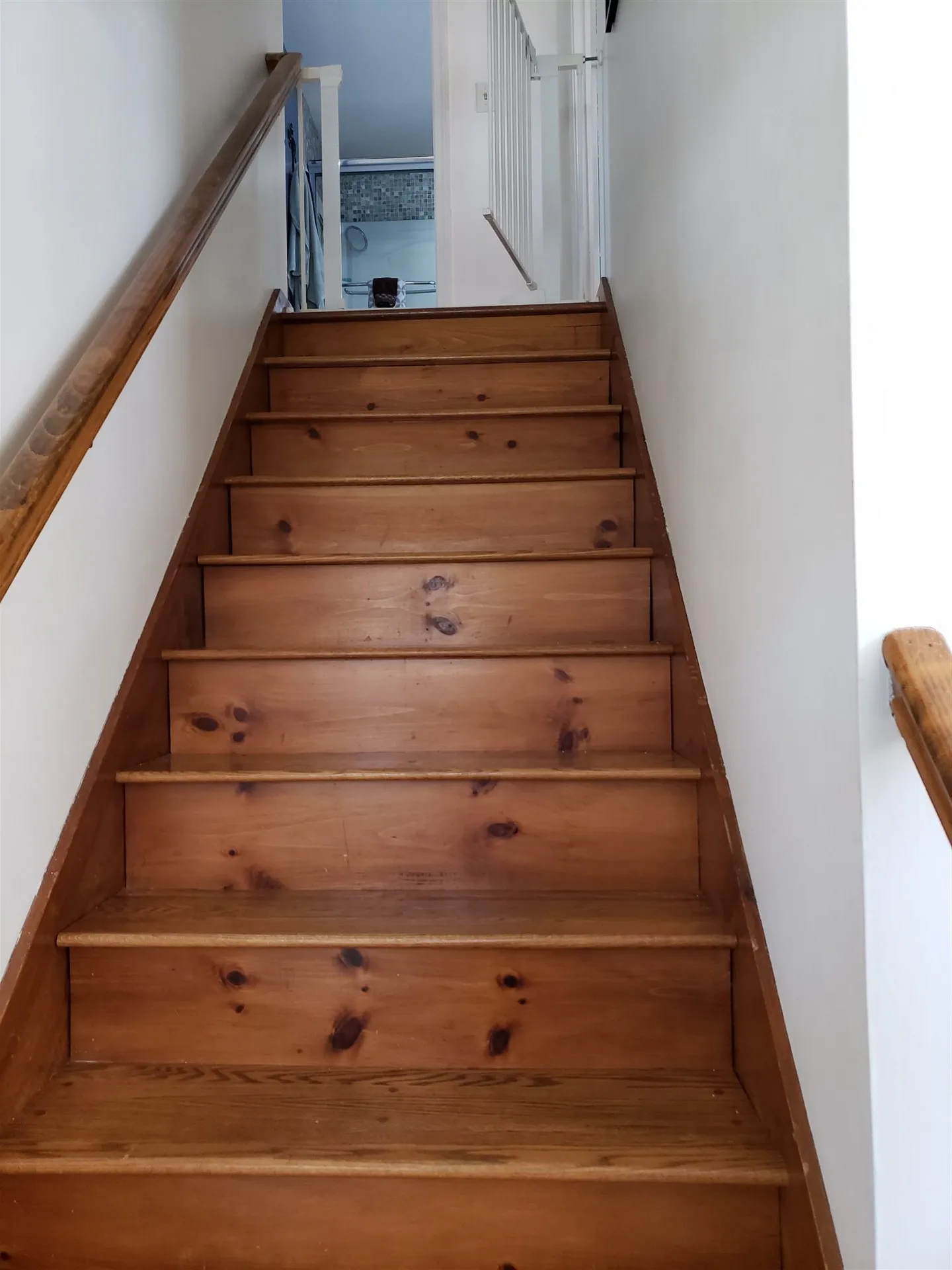 18 Holmgren Road Stratham NH 03885