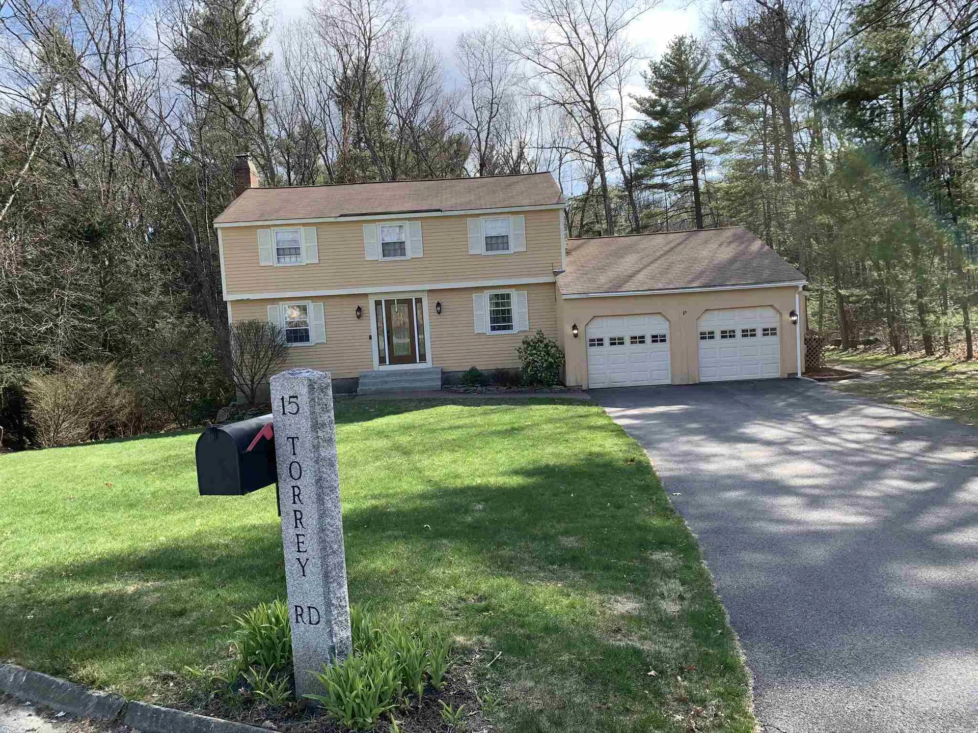 15 Torrey Road Nashua NH 03063