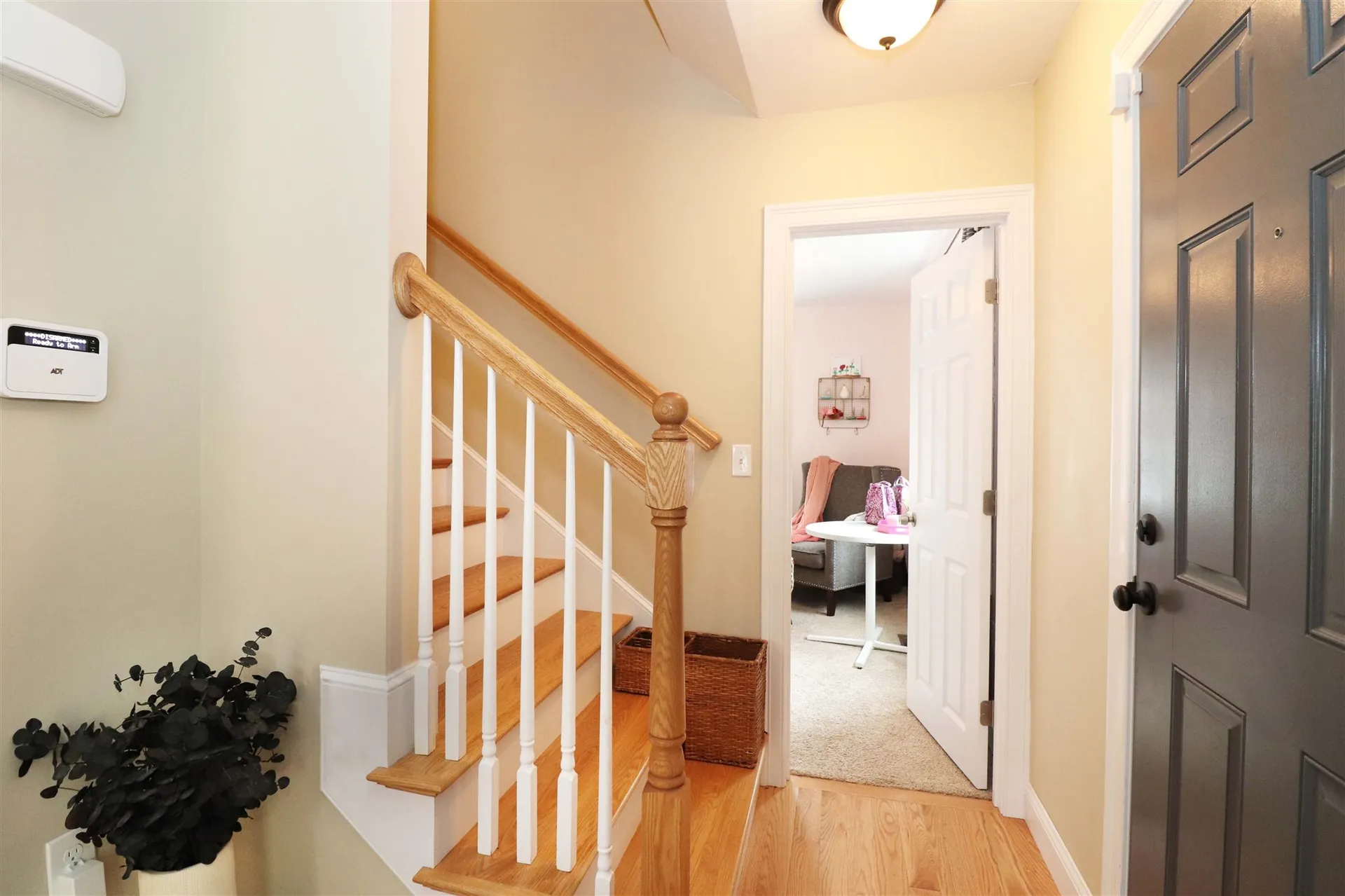 10 Mclaughlin Avenue Salem NH 03079