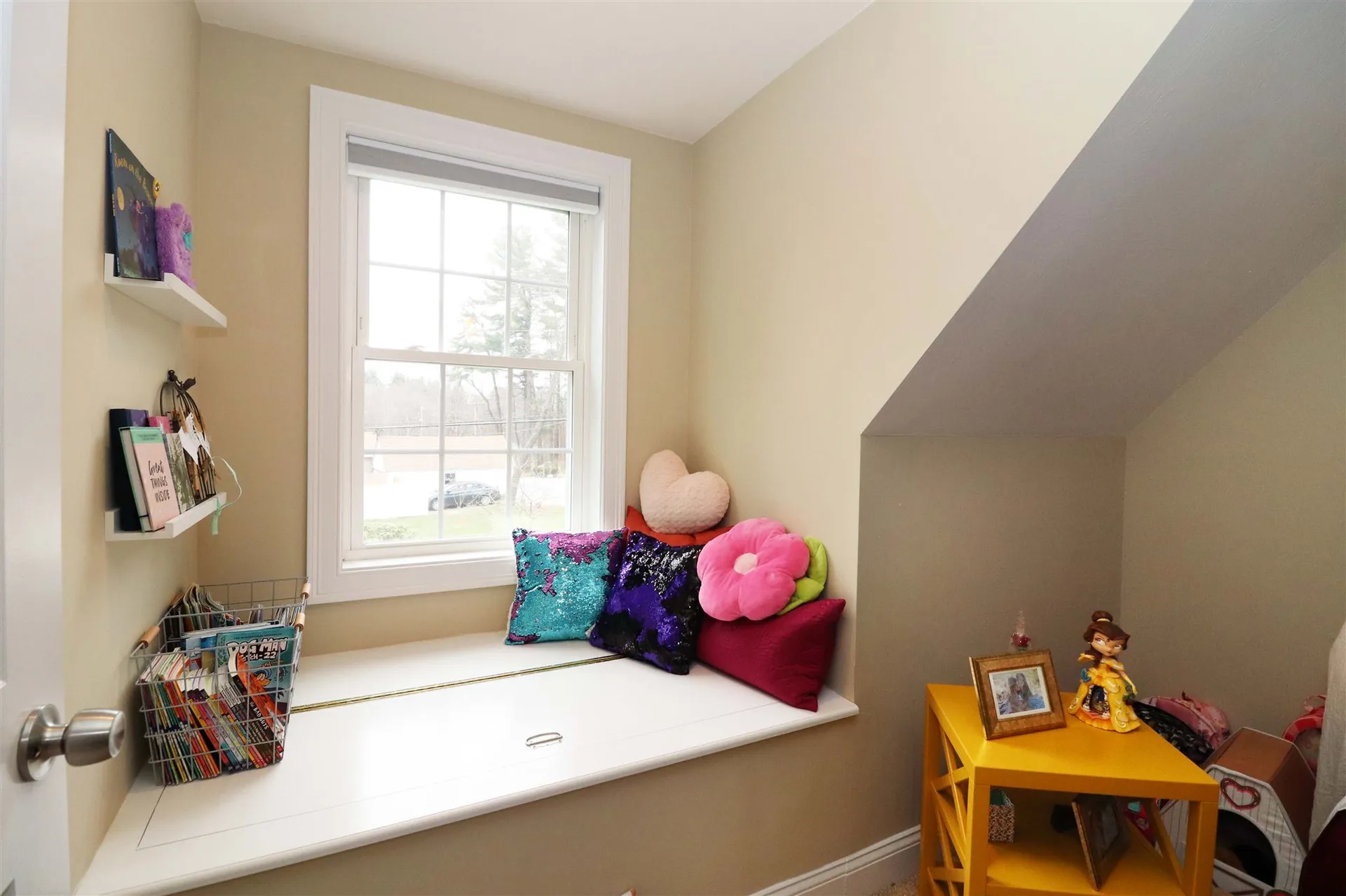 10 Mclaughlin Avenue Salem NH 03079