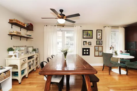 10 Mclaughlin Avenue Salem NH 03079