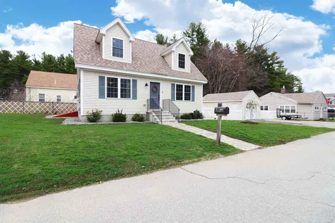 10 Mclaughlin Avenue Salem NH 03079