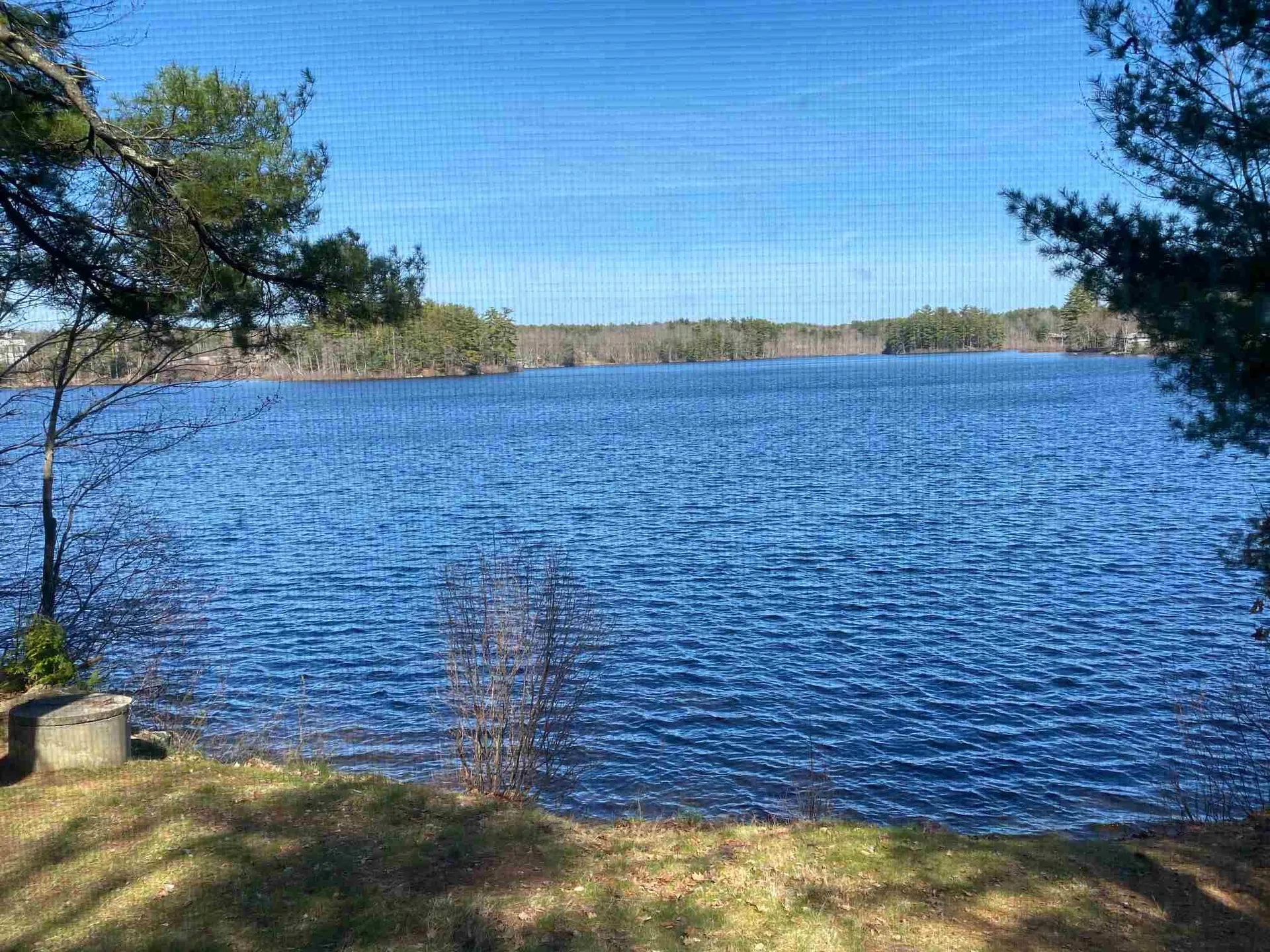 28 Shore Drive Northwood NH 03261