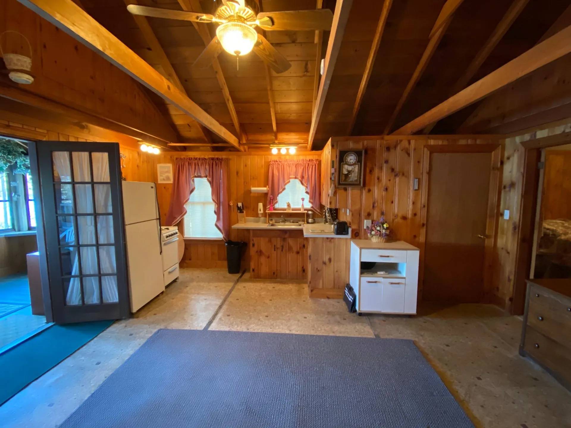 28 Shore Drive Northwood NH 03261
