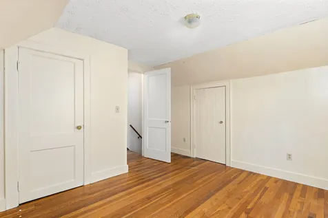 12 Fairview Drive Portsmouth NH 03801