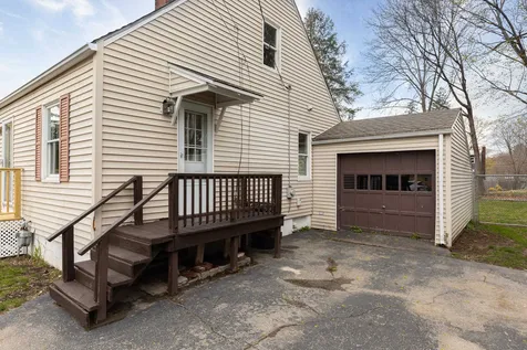 12 Fairview Drive Portsmouth NH 03801