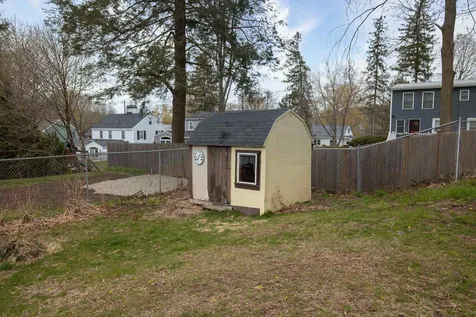 12 Fairview Drive Portsmouth NH 03801