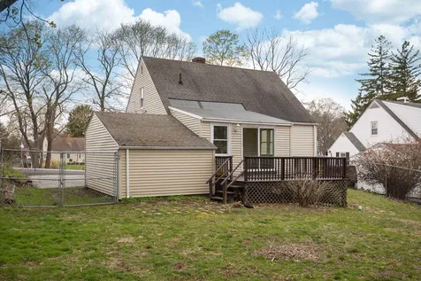 12 Fairview Drive Portsmouth NH 03801