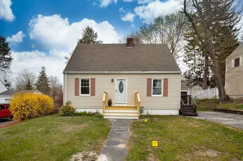 12 Fairview Drive Portsmouth NH 03801