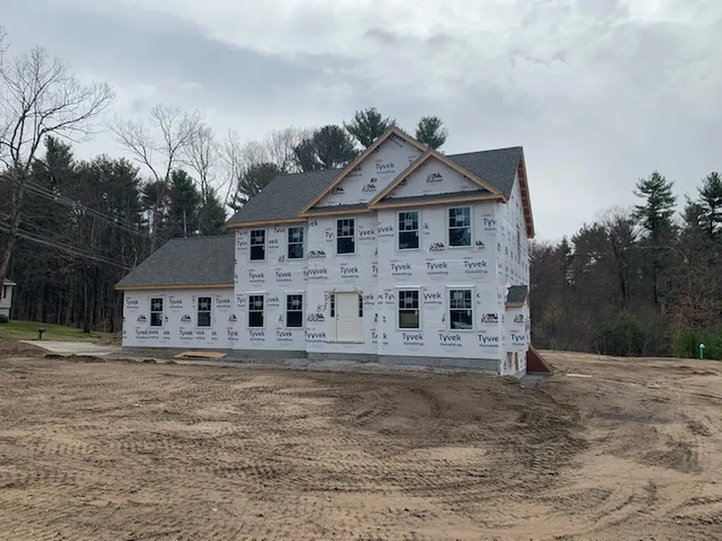 87 Tallant Road Pelham NH 03076