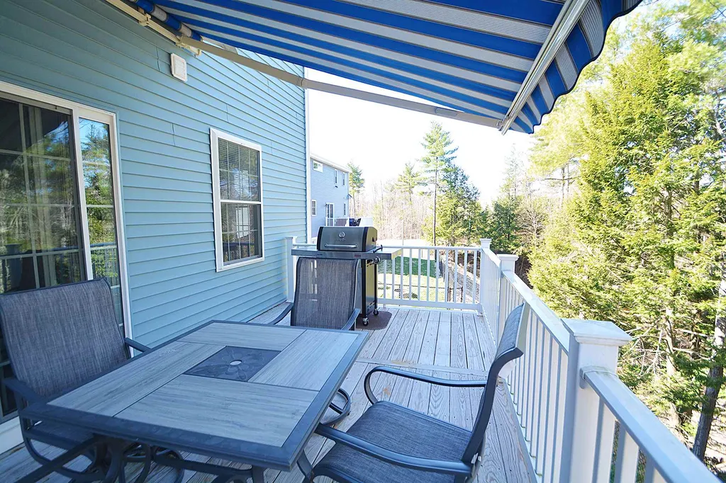 46 Constitution Way Rochester NH 03867