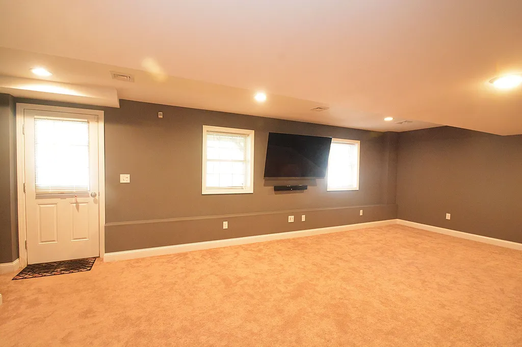 46 Constitution Way Rochester NH 03867