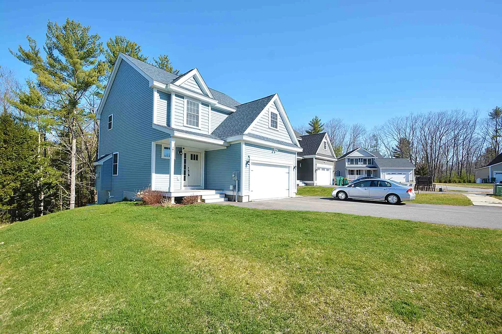 46 Constitution Way Rochester NH 03867