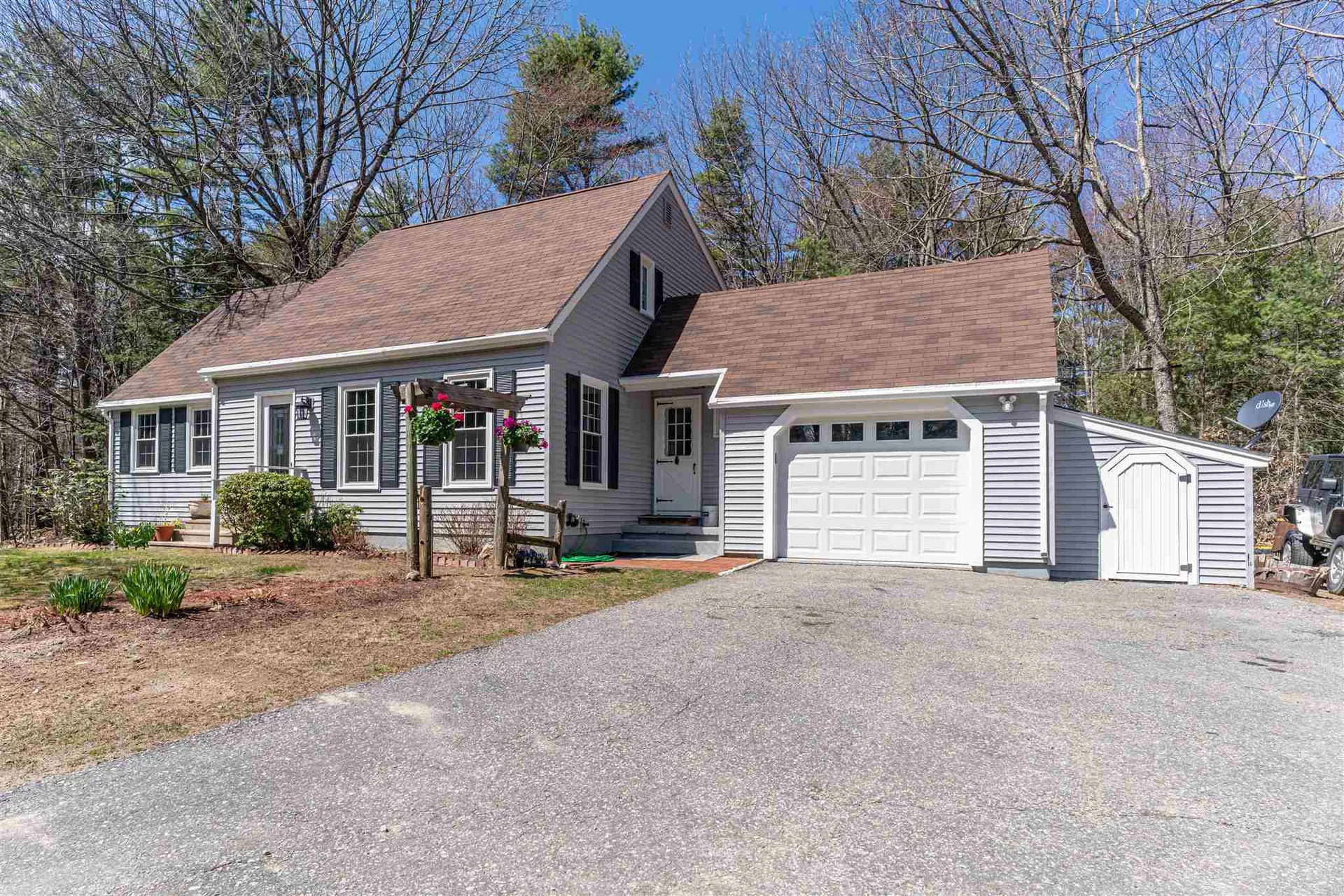 24 Cushing Road Meredith NH 03253
