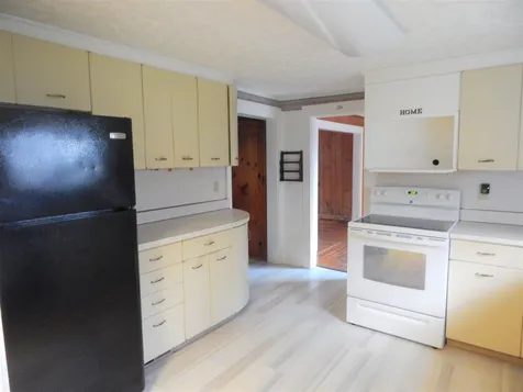 25 Sherwin Avenue Windsor VT 05089