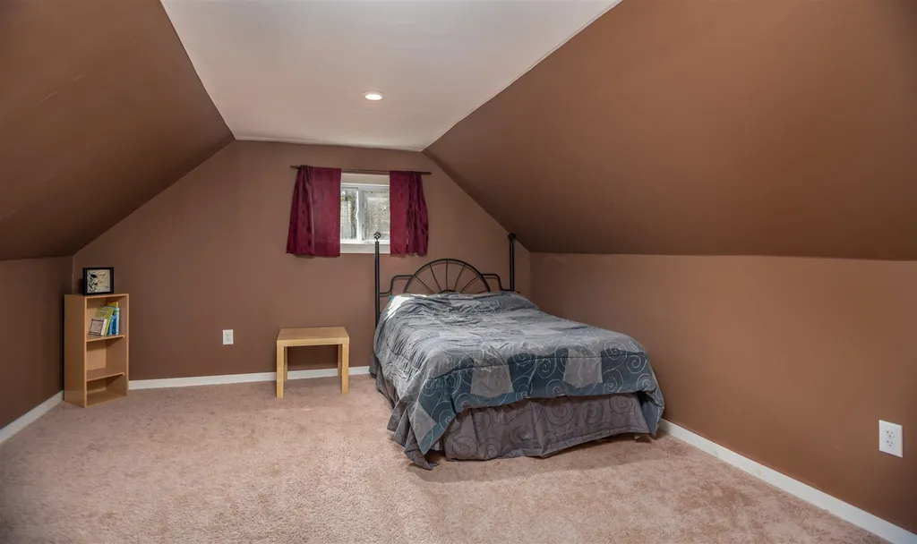 218 Milton Road Rochester NH 03868-8712