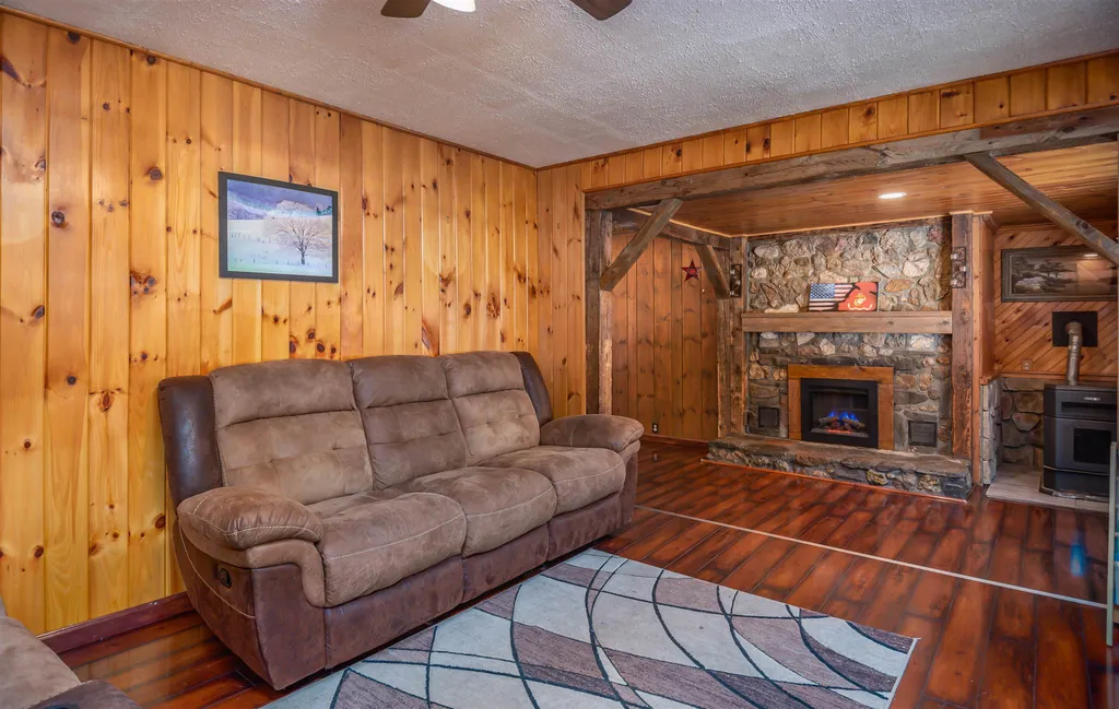 218 Milton Road Rochester NH 03868-8712