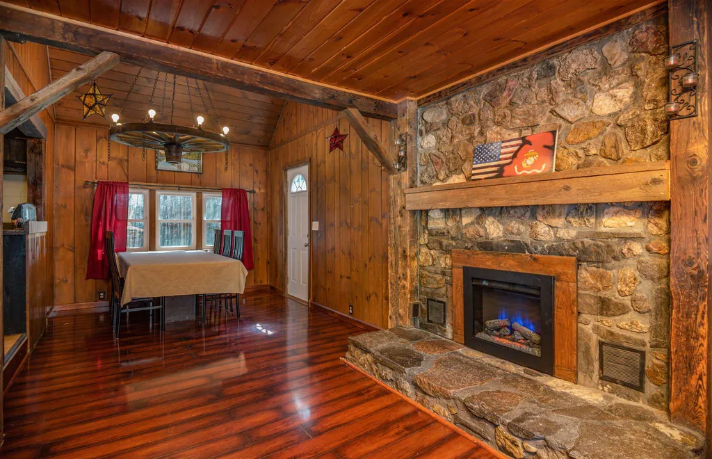 218 Milton Road Rochester NH 03868-8712