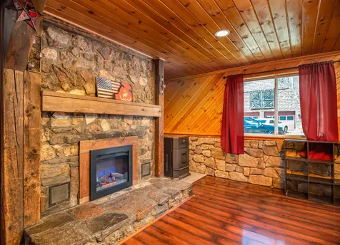 218 Milton Road Rochester NH 03868-8712