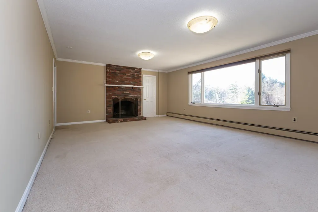 1 Abbe Lane Nashua NH 03063