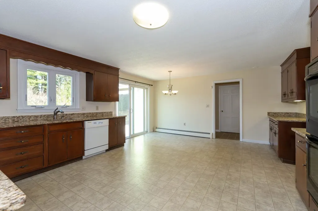 1 Abbe Lane Nashua NH 03063