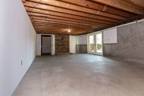 1 Abbe Lane Nashua NH 03063