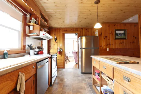 1623 Us Route 5 South Barnet VT 05821