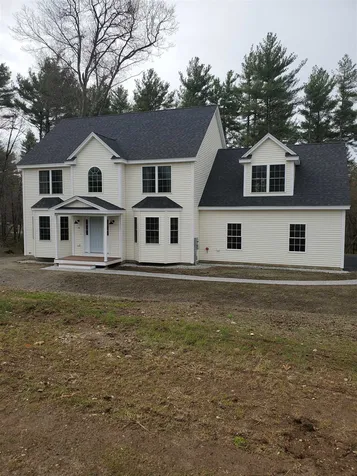5 Nettie Way Londonderry NH 03053