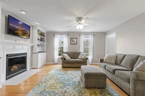 73 S Ridge Drive Manchester NH 03109