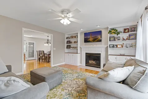73 S Ridge Drive Manchester NH 03109