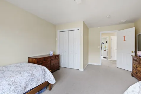 73 S Ridge Drive Manchester NH 03109