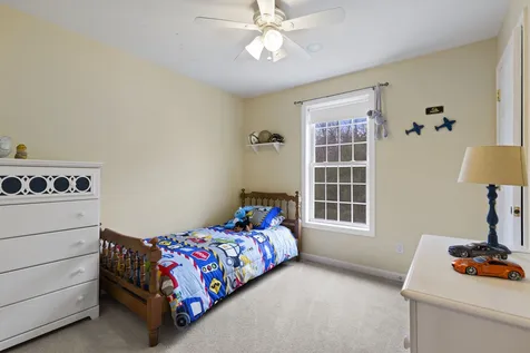 73 S Ridge Drive Manchester NH 03109
