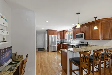 73 S Ridge Drive Manchester NH 03109