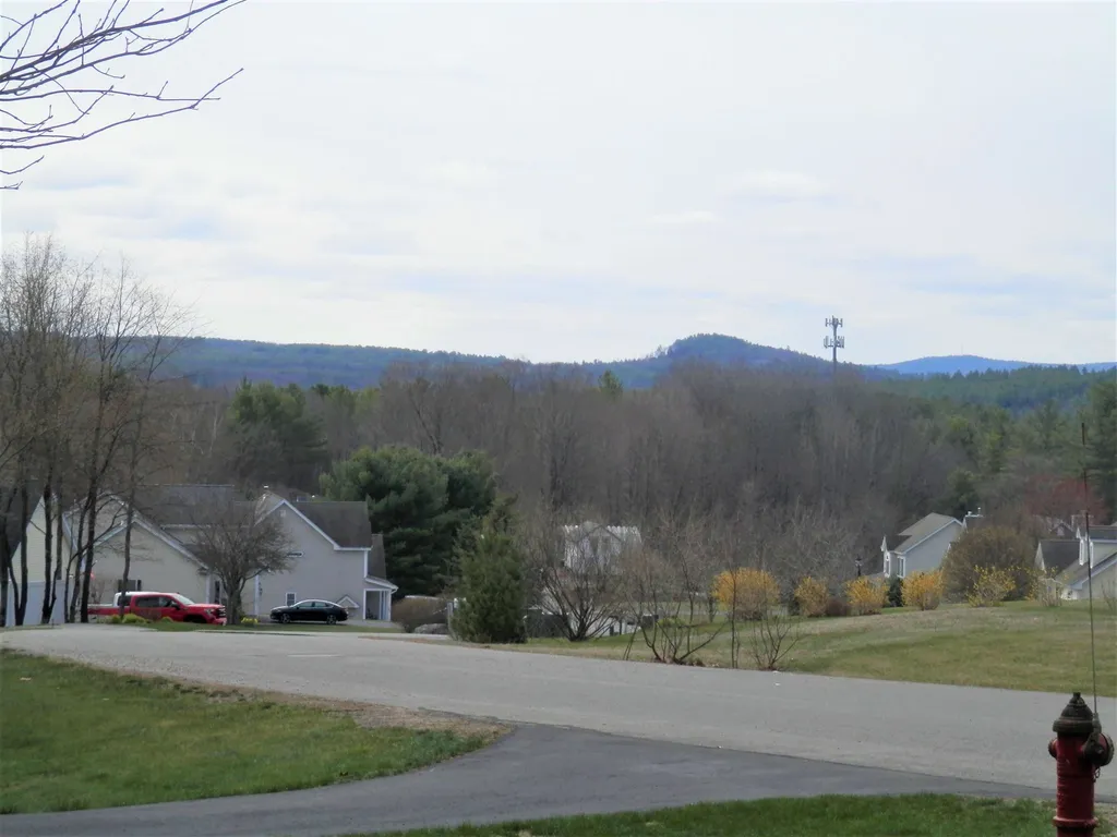 41 Sterling Drive Franklin NH 03235
