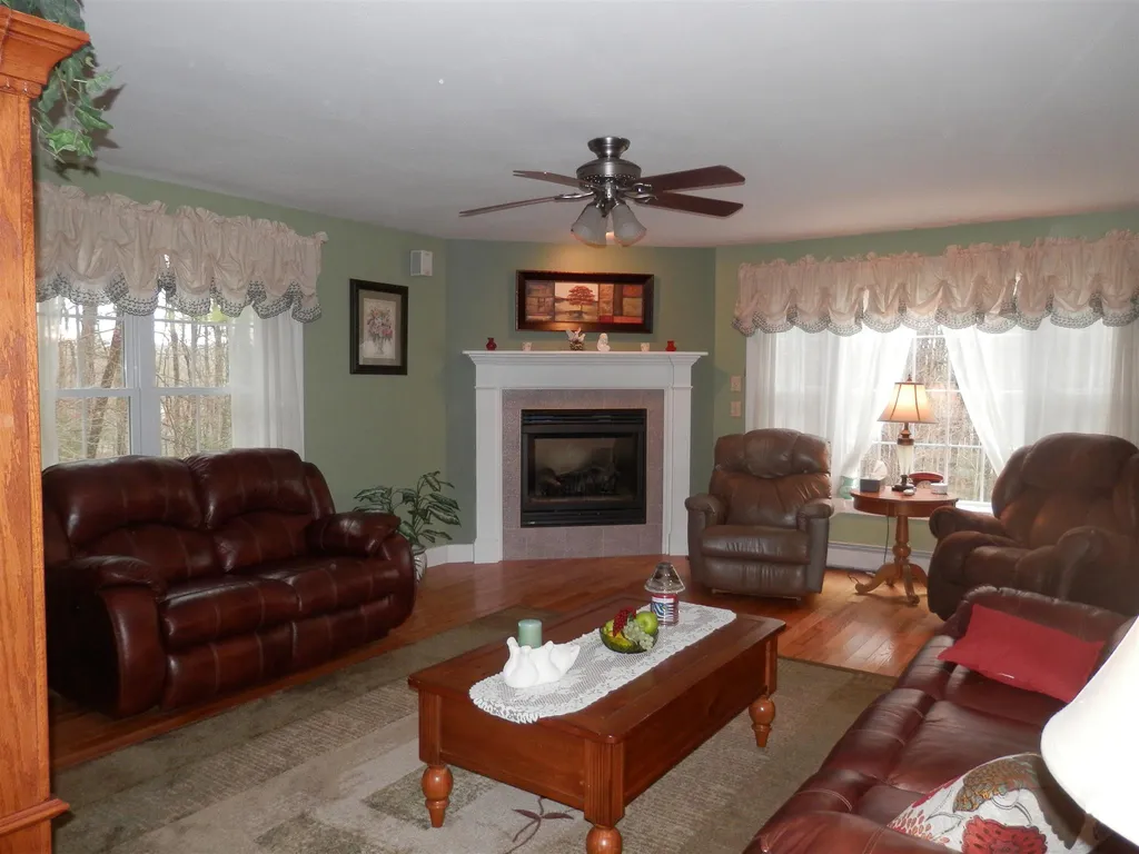 41 Sterling Drive Franklin NH 03235