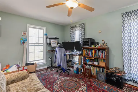 18 Maple Avenue Newton NH 03858