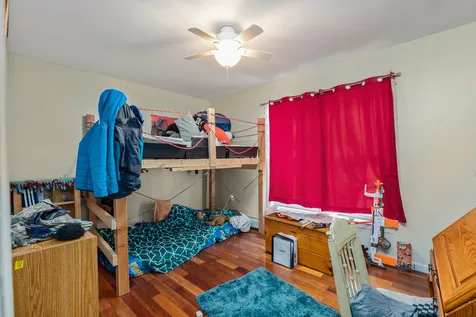 18 Maple Avenue Newton NH 03858