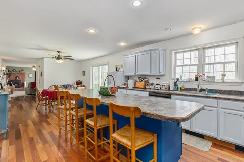 18 Maple Avenue Newton NH 03858