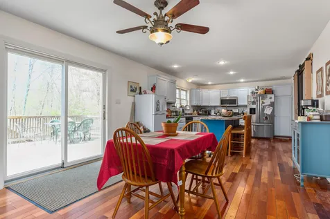 18 Maple Avenue Newton NH 03858