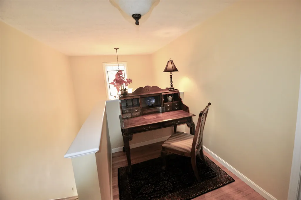 19 Hampstead Road Merrimack NH 03054