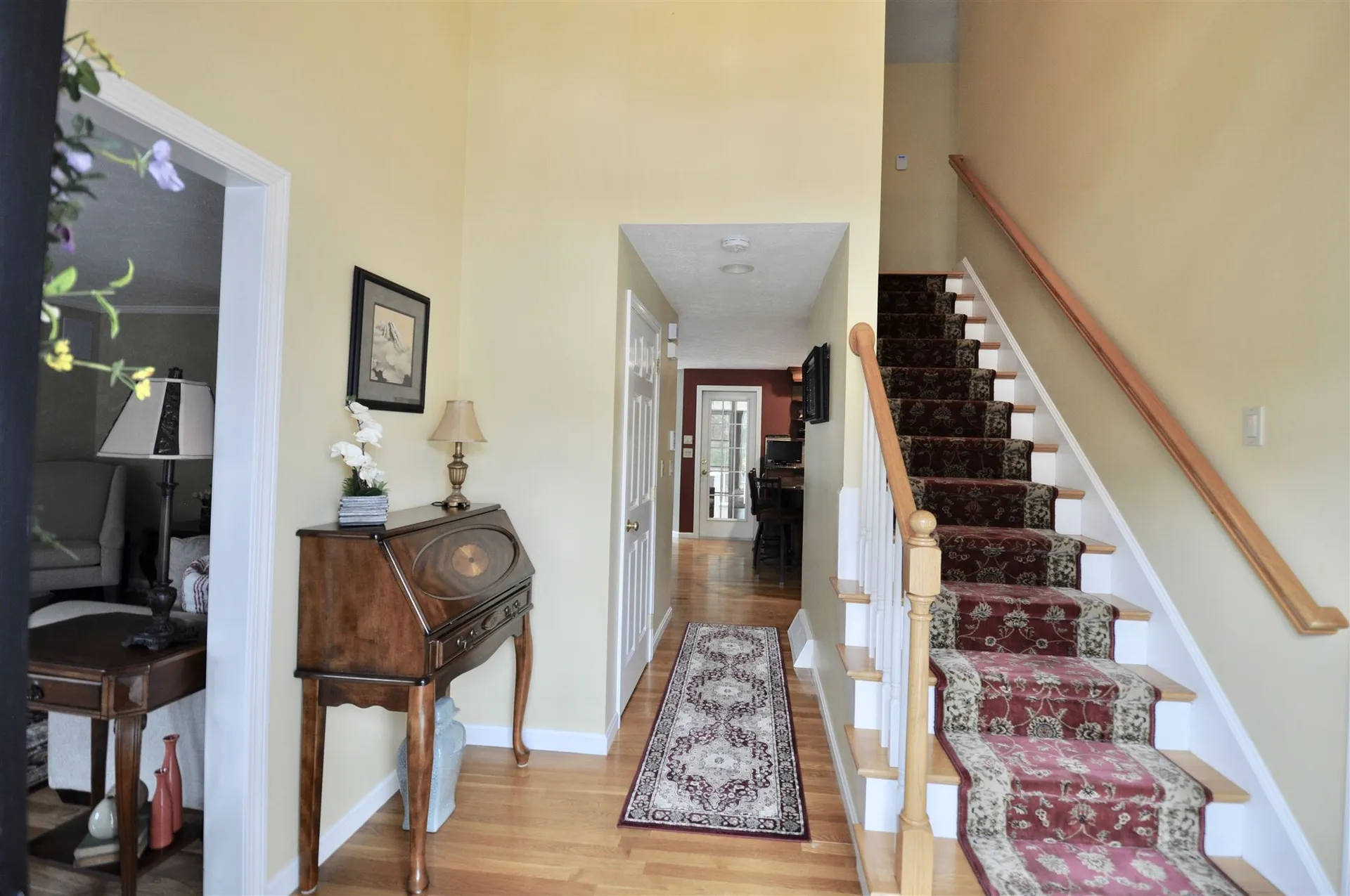 19 Hampstead Road Merrimack NH 03054